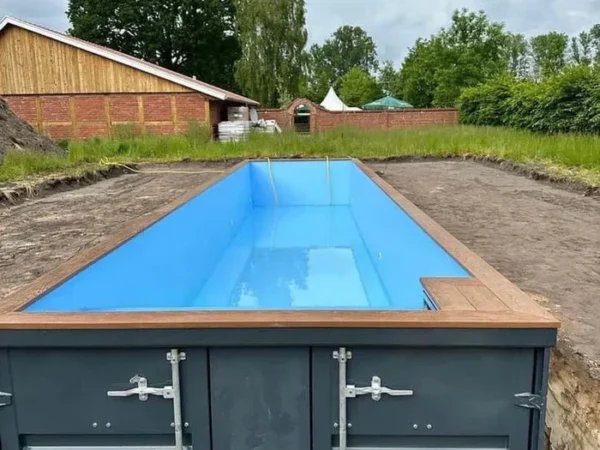 Contenedor piscina 12m